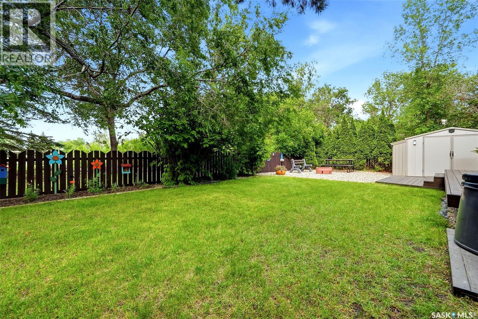18 Forman Bay, Regina, Saskatchewan  S4R 7Y2 - Photo 51 - SK042462