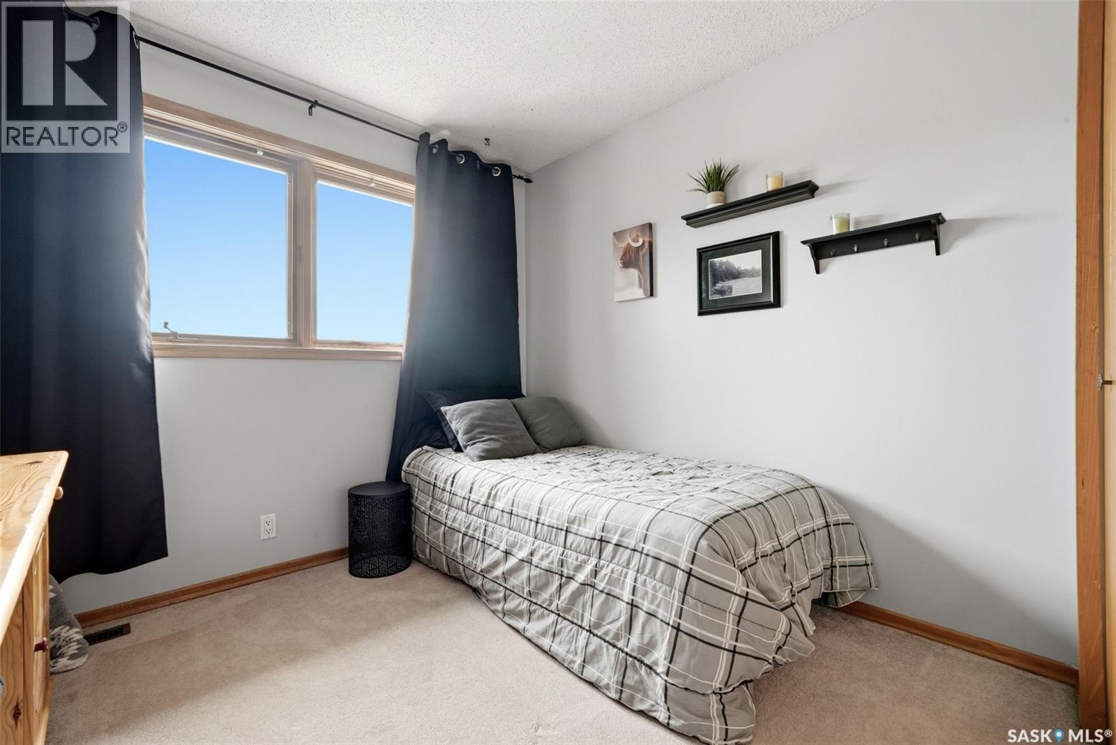 18 Forman Bay, Regina, Saskatchewan  S4R 7Y2 - Photo 36 - SK042462