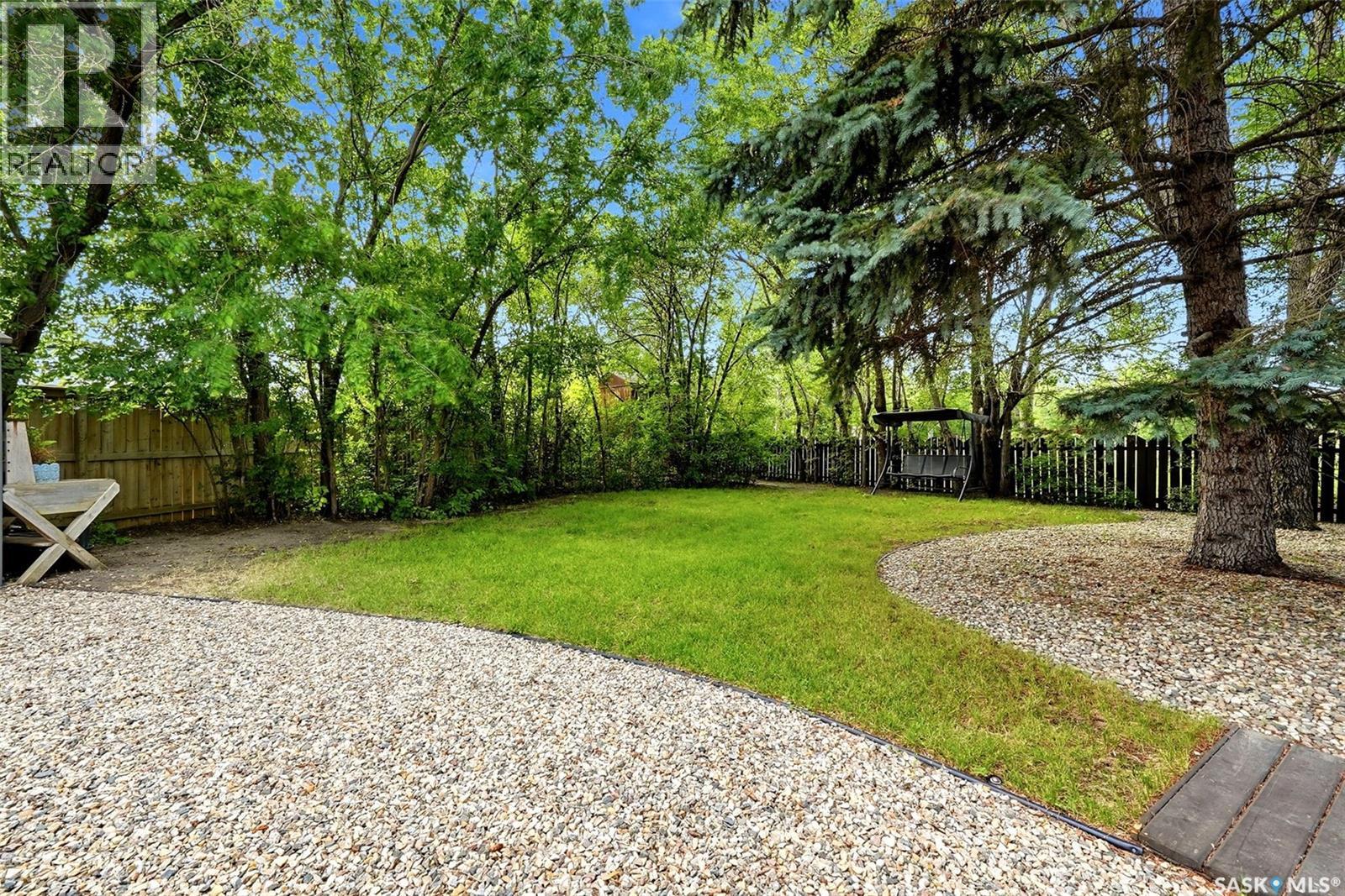 18 Forman Bay, Regina, Saskatchewan  S4R 7Y2 - Photo 55 - SK042462