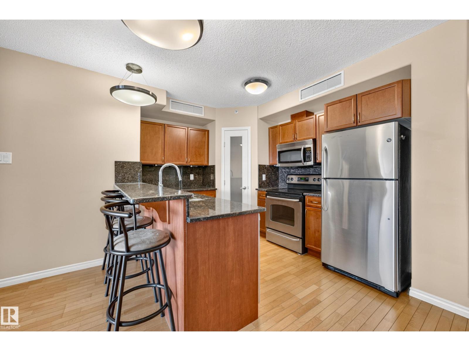 #703 9707 106 St NW, Edmonton, Alberta  T5K 0B7 - Photo 7 - E4499090