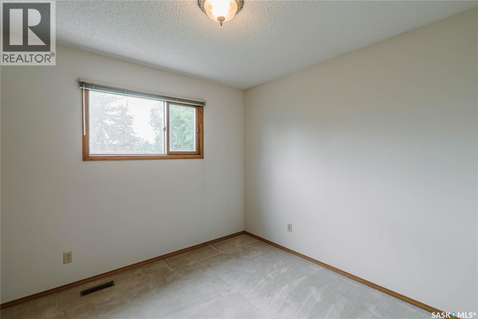 3338 Calder Crescent, Saskatoon, Saskatchewan  S7J 4W5 - Photo 37 - SK042755