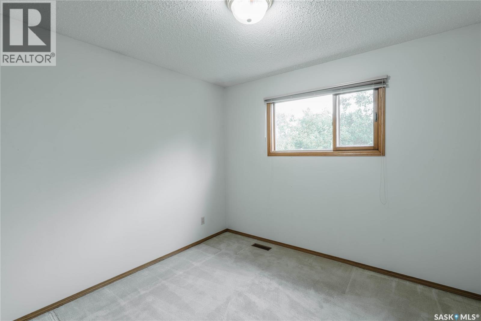 3338 Calder Crescent, Saskatoon, Saskatchewan  S7J 4W5 - Photo 45 - SK042755