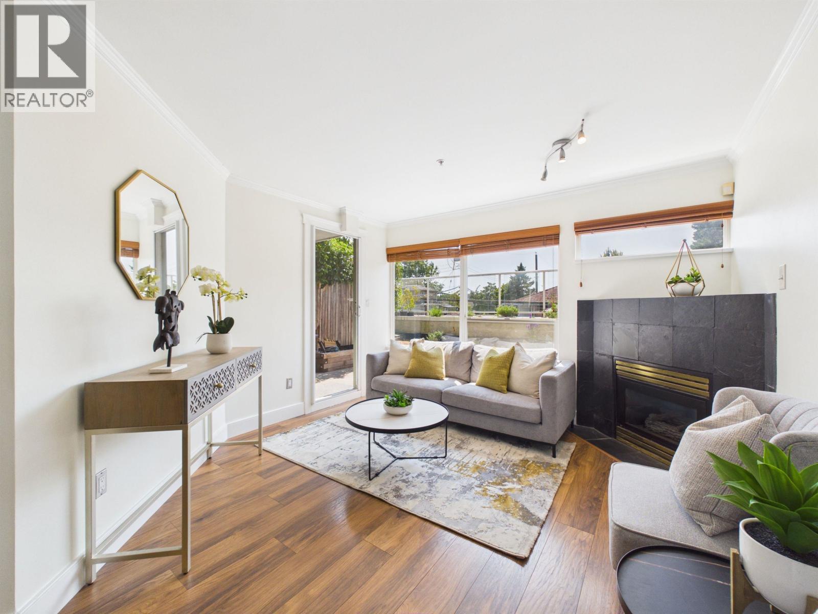 215 2238 KINGSWAY STREET, vancouver, British Columbia