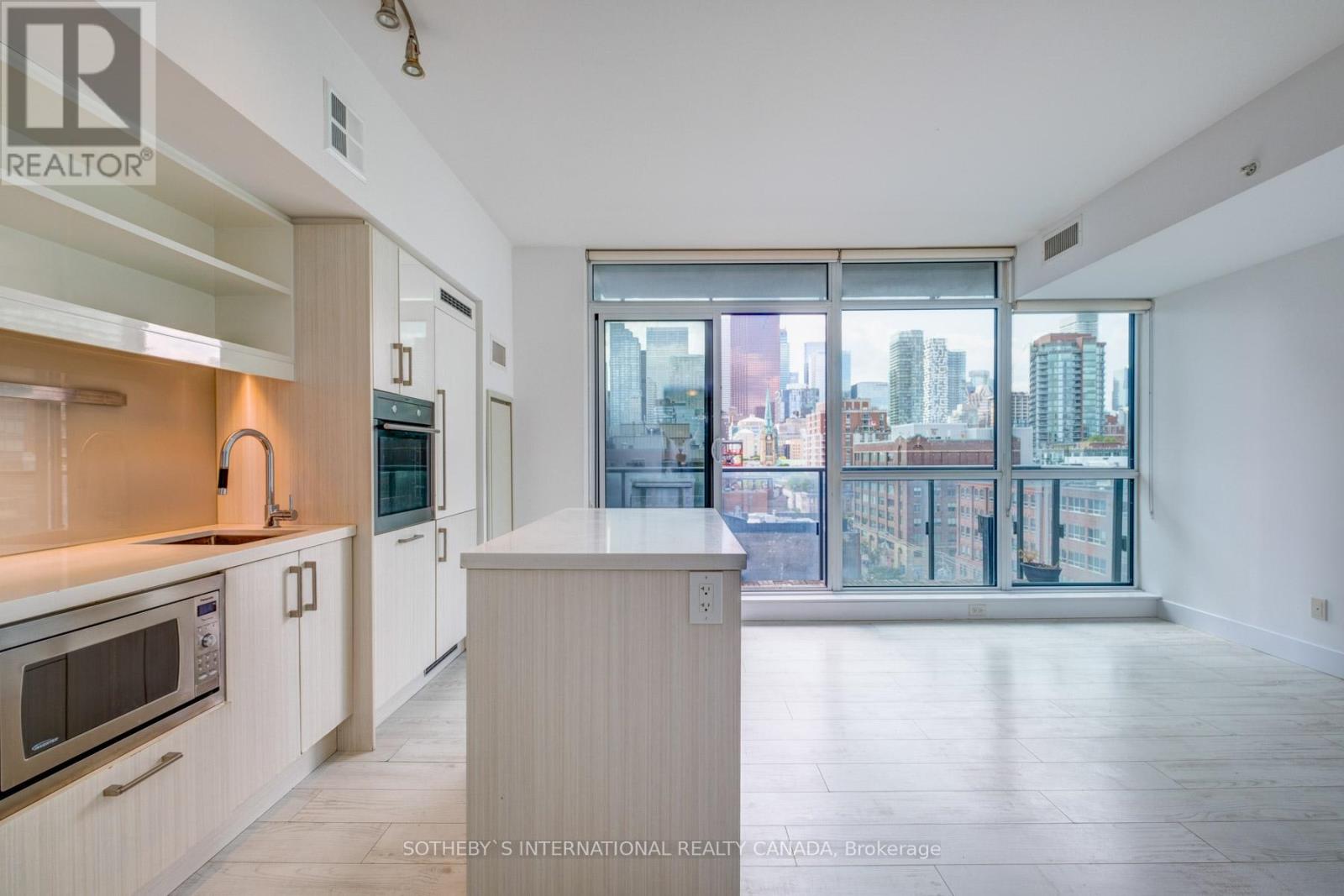 1004 - 39 SHERBOURNE STREET, Toronto (Moss Park)