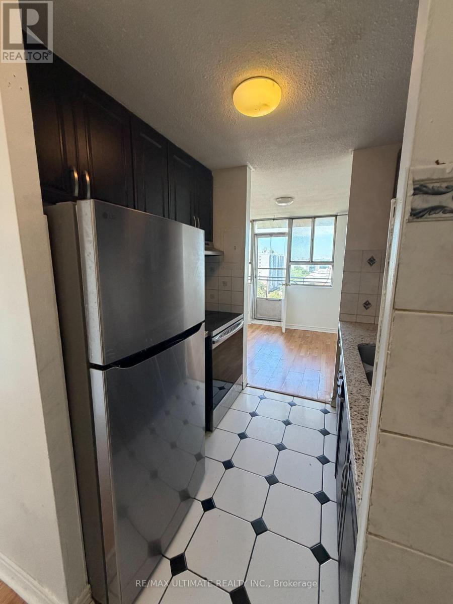 1410 - 1950 Kennedy Road, Toronto, Ontario M1P 4S9 - Photo 4 - E13561950