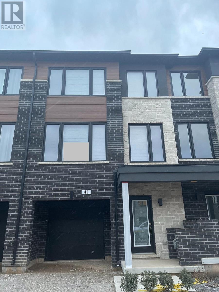 41 HUMBERSTONE DRIVE, Halton Hills (Georgetown)