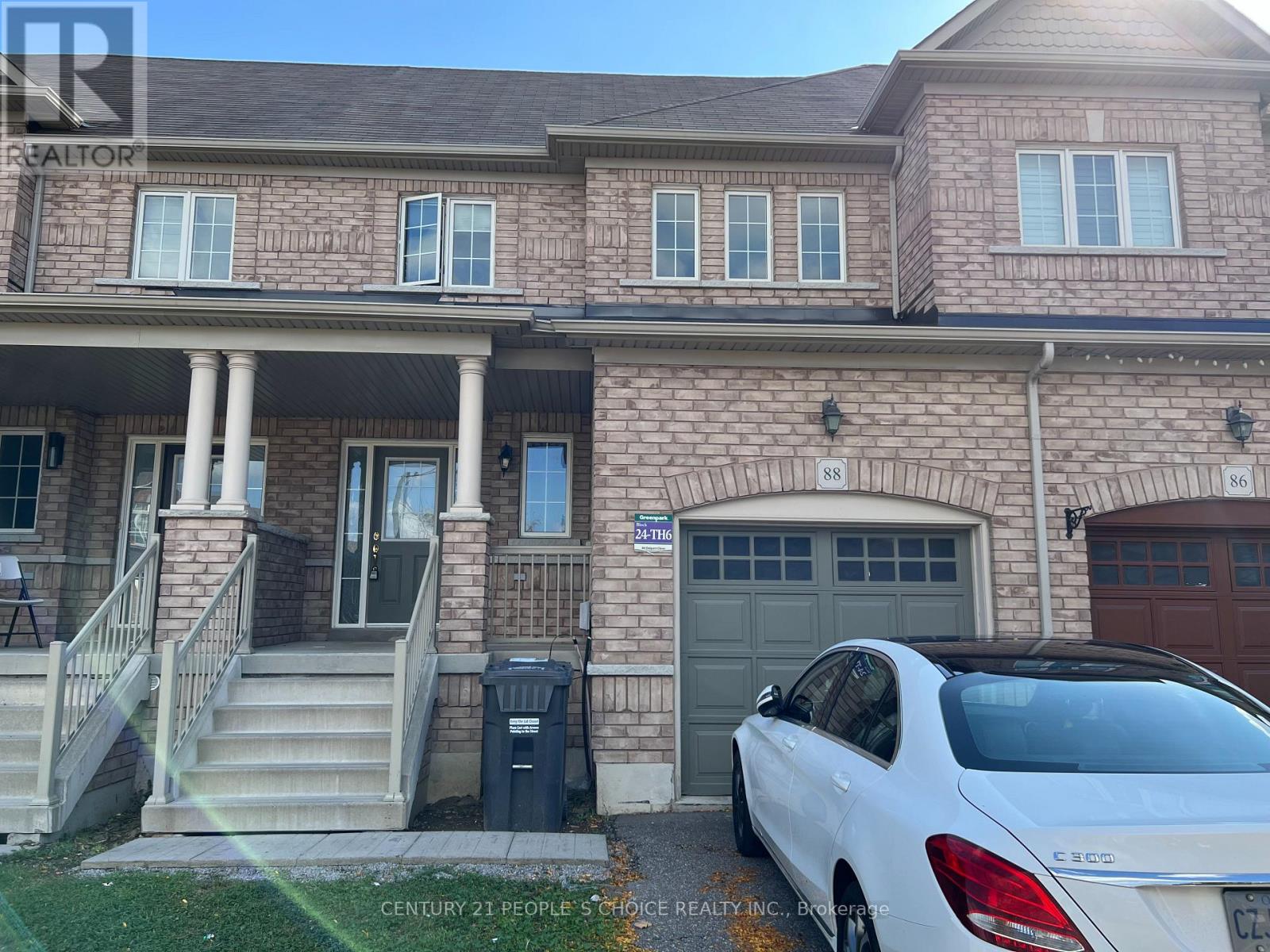 88 DELPORT CLOSE, Brampton (Bram East)