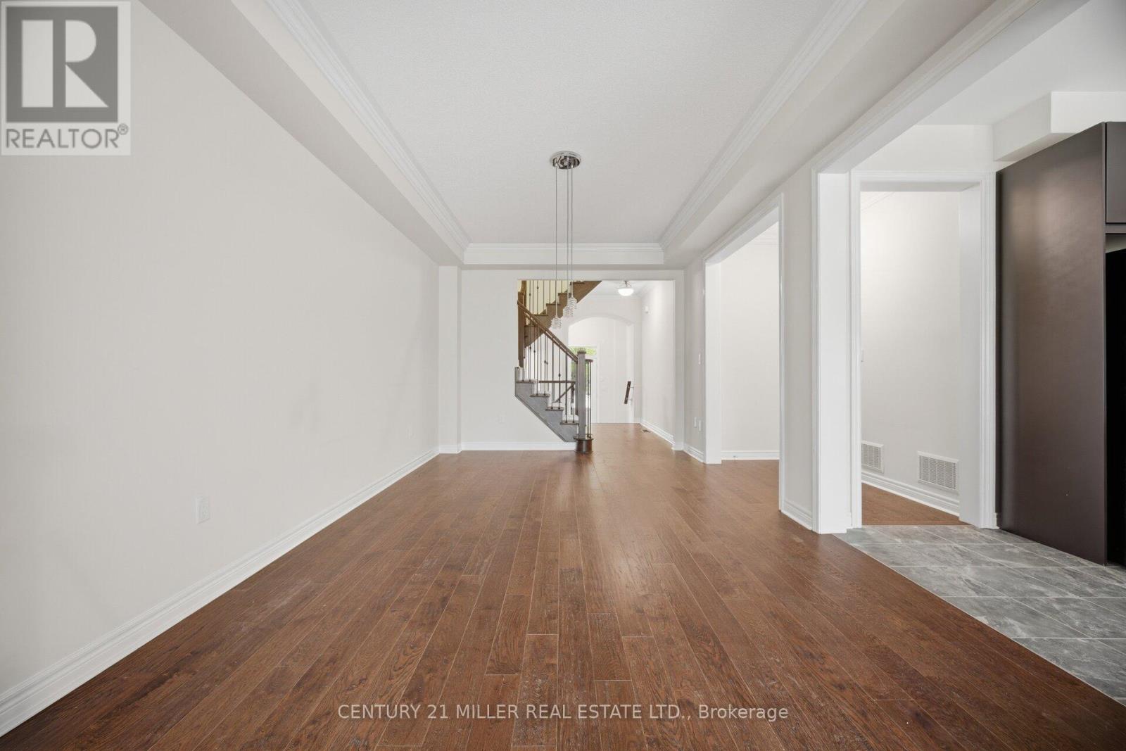 2455 Village Common, Oakville, Ontario  L6M 0S2 - Photo 6 - W13571684