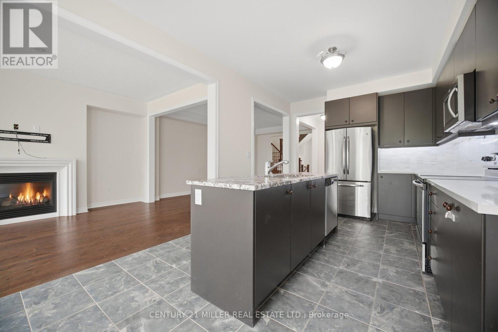2455 Village Common, Oakville, Ontario  L6M 0S2 - Photo 9 - W13571684