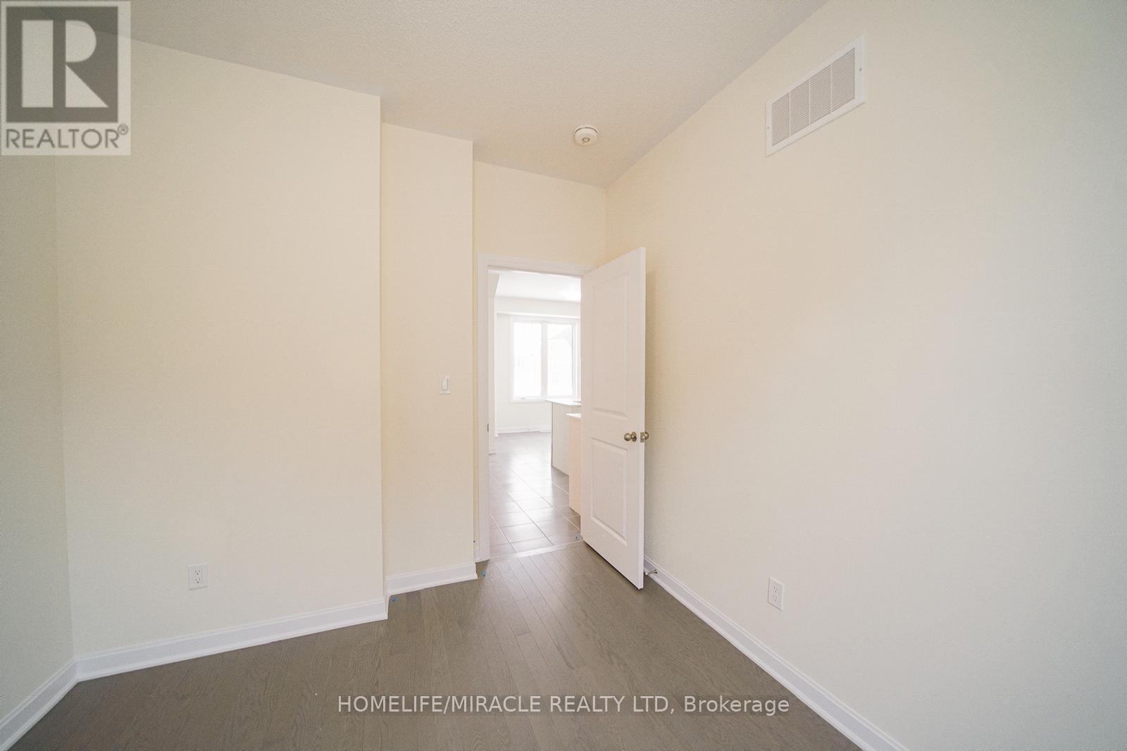 33 Country Club Drive, Loyalist, Ontario K0H 1G0 - Photo 17 - X13571586