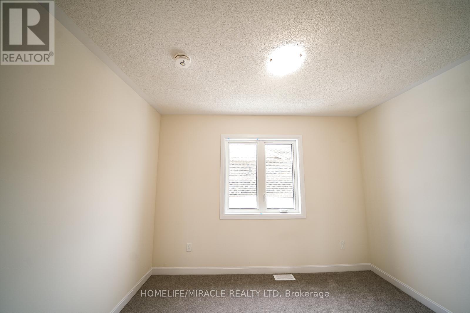 33 Country Club Drive, Loyalist, Ontario K0H 1G0 - Photo 20 - X13571586