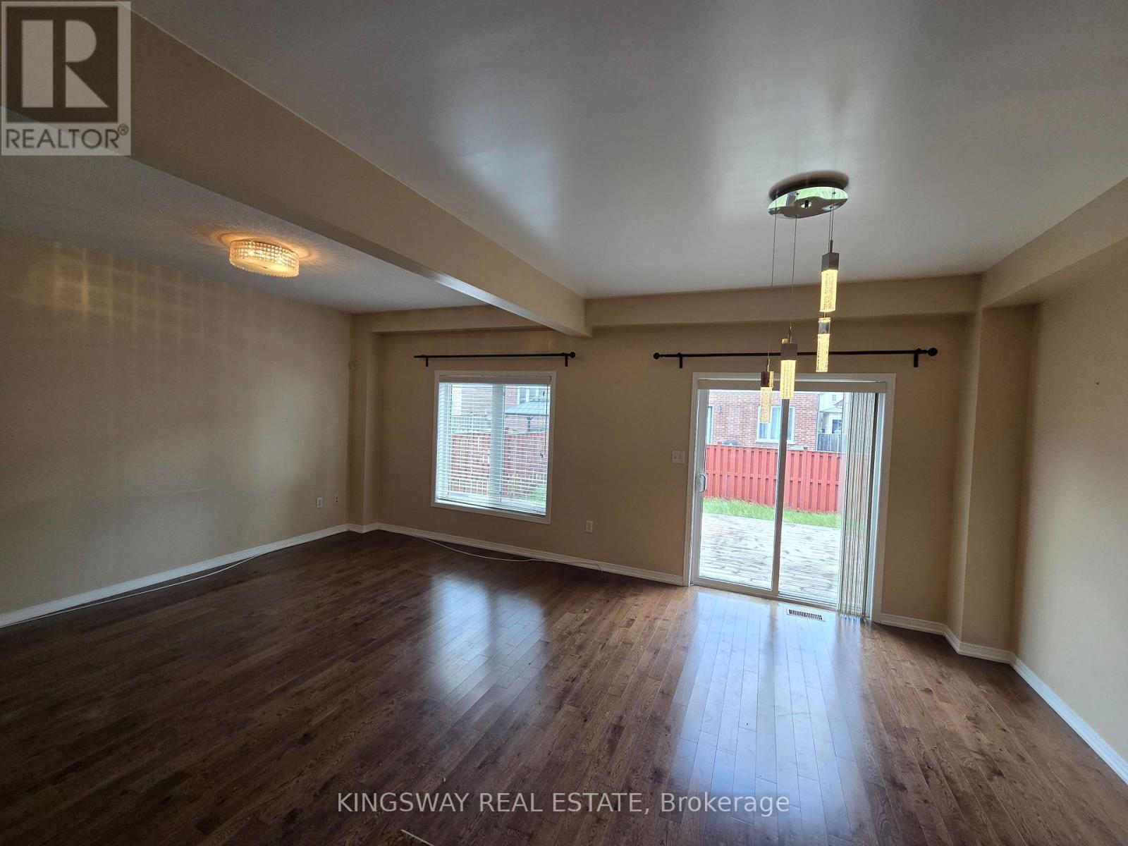 28 Tidemore Heights, Hamilton, Ontario L8E 0B7 - Photo 8 - X13571712