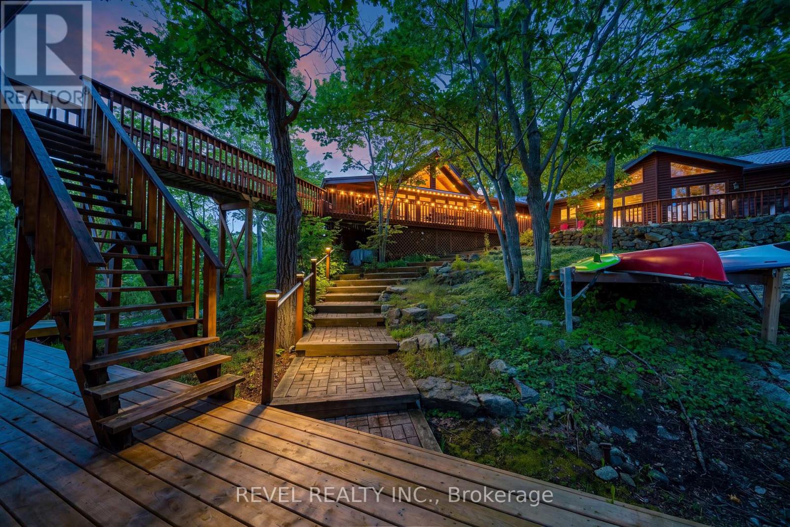180 Lake Road, Georgian Bay (Baxter), Ontario  L0K 1S0 - Photo 2 - X13571752
