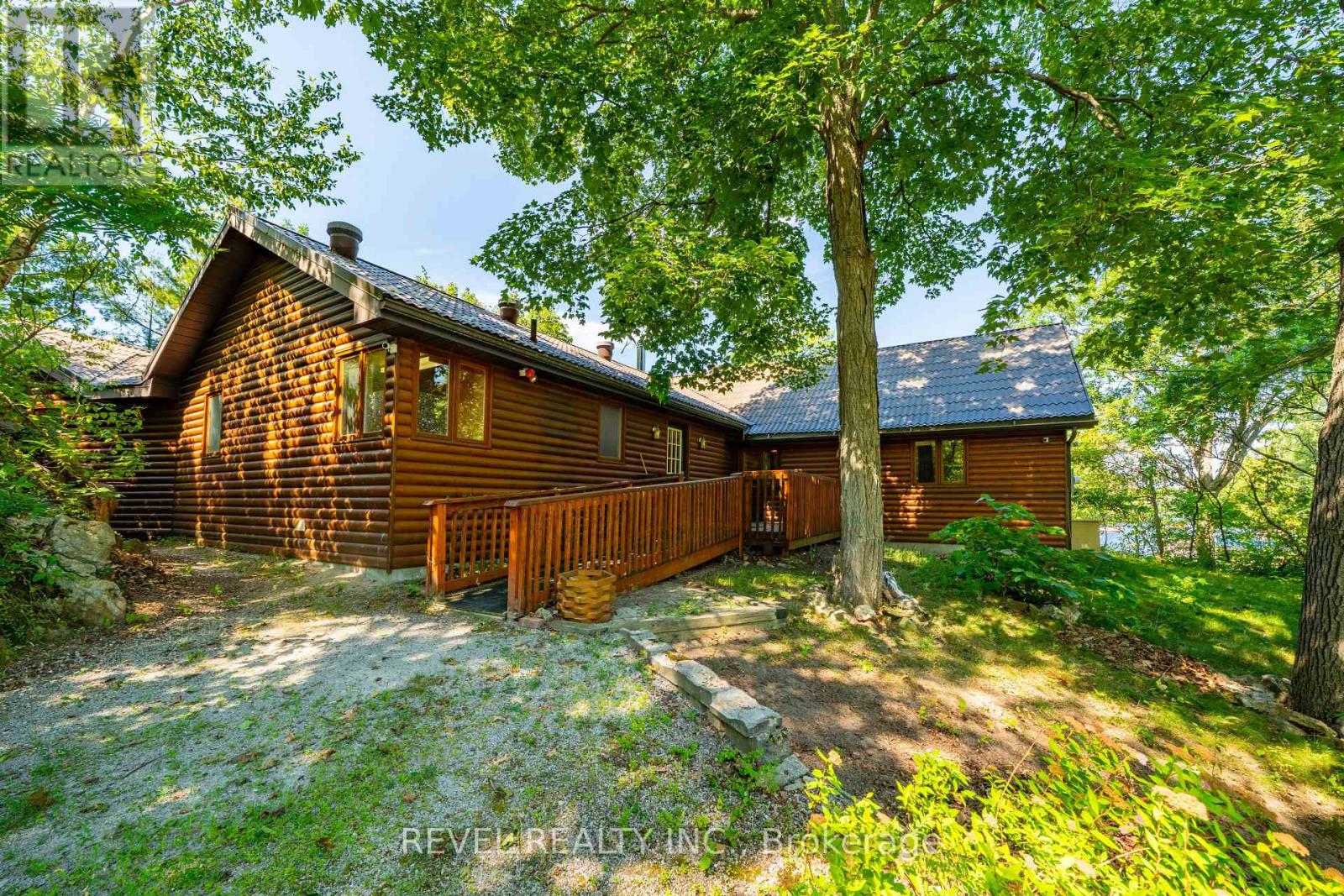 180 Lake Road, Georgian Bay (Baxter), Ontario  L0K 1S0 - Photo 4 - X13571752