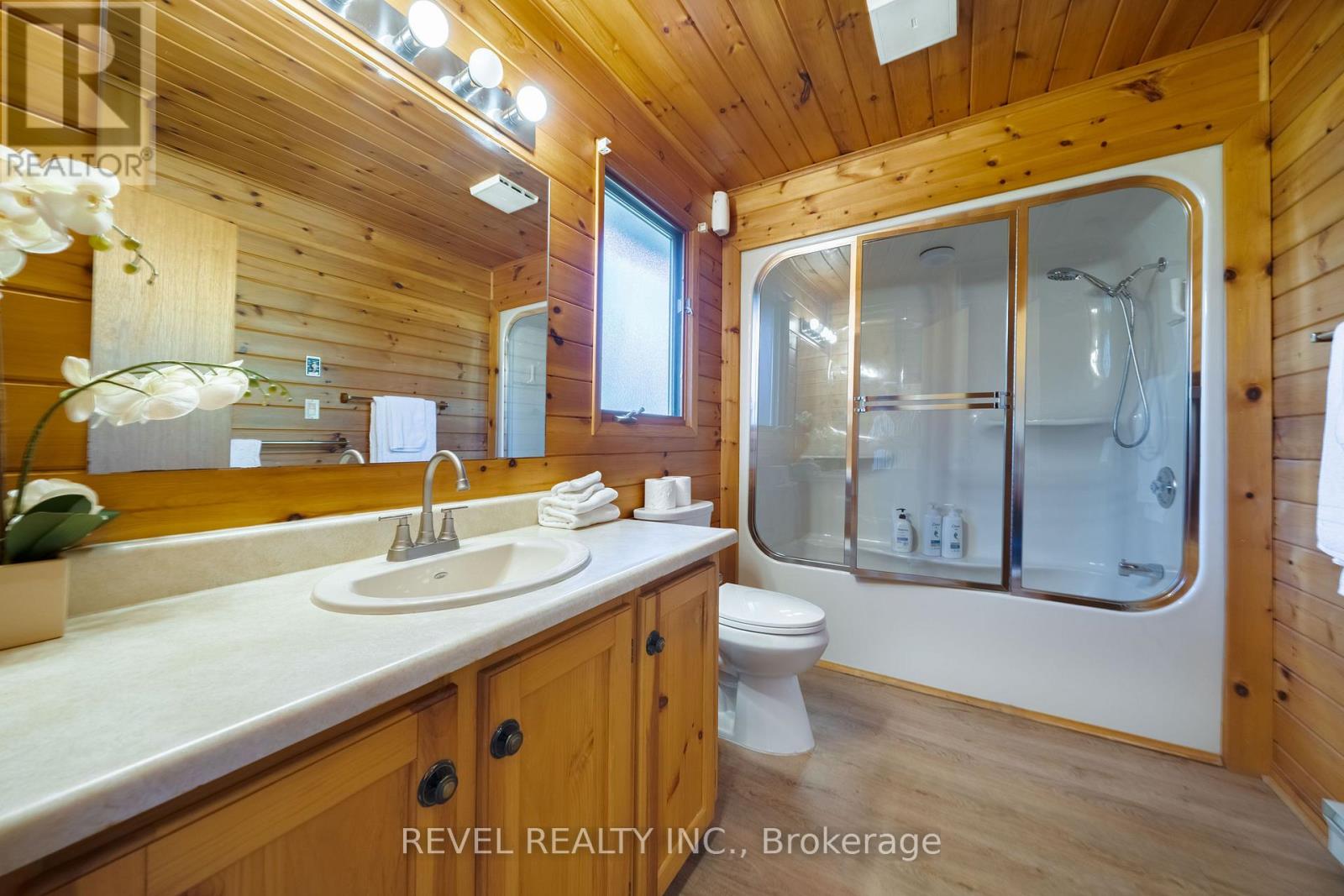 180 Lake Road, Georgian Bay (Baxter), Ontario  L0K 1S0 - Photo 6 - X13571752