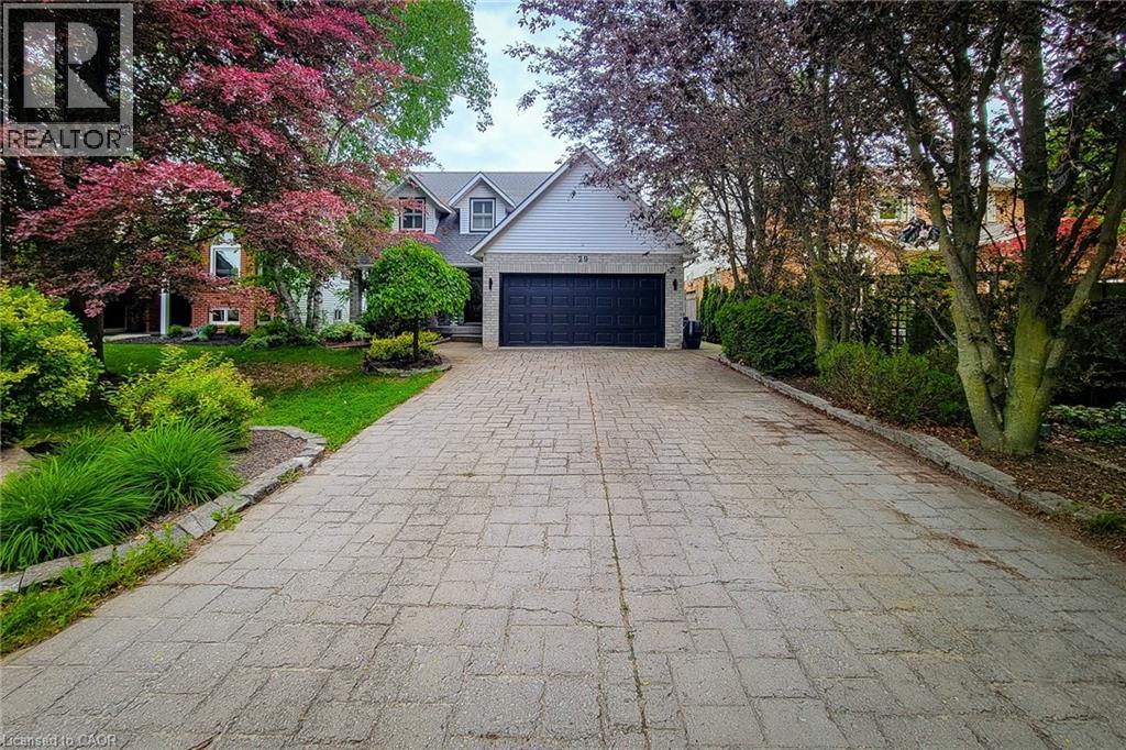 29 Woodside Square, Fonthill, Ontario  L3E 0M7 - Photo 2 - 40845716