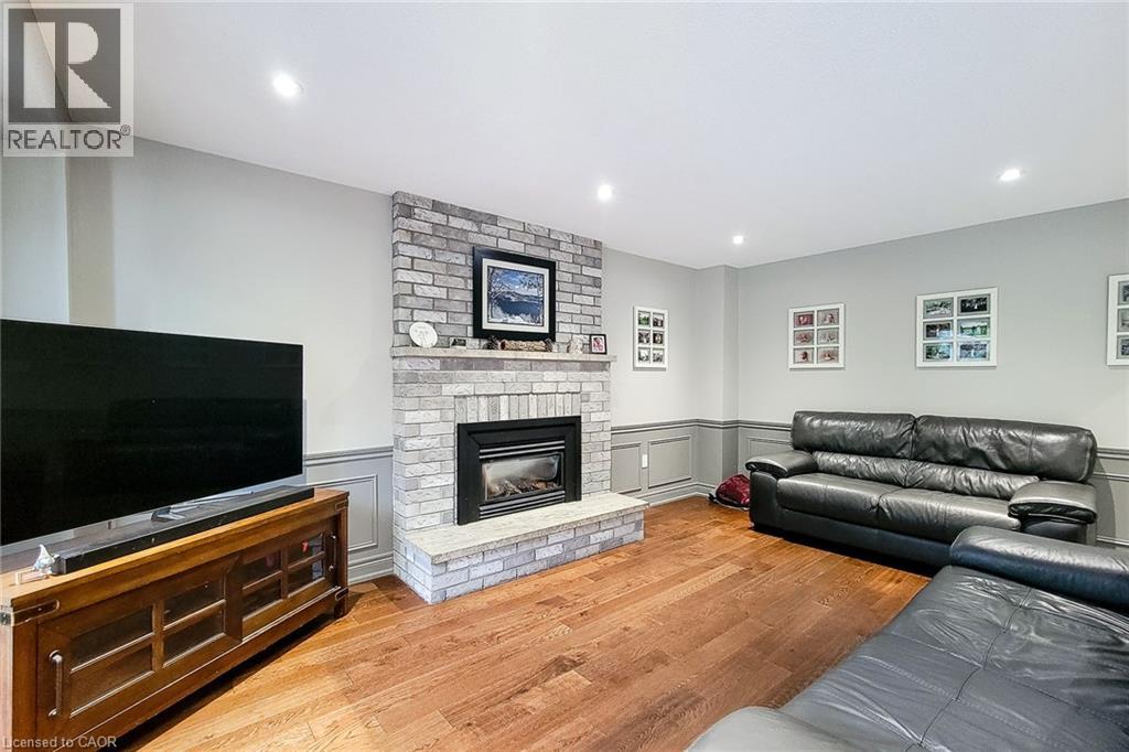 29 Woodside Square, Fonthill, Ontario  L3E 0M7 - Photo 16 - 40845716