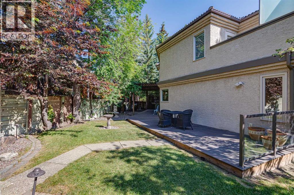 48 Patterson Mews SW, Calgary, Alberta  T3H 2C6 - Photo 47 - A2329791