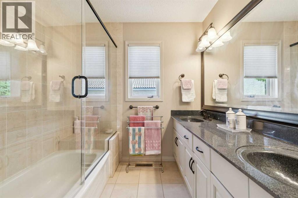 48 Patterson Mews SW, Calgary, Alberta  T3H 2C6 - Photo 38 - A2329791