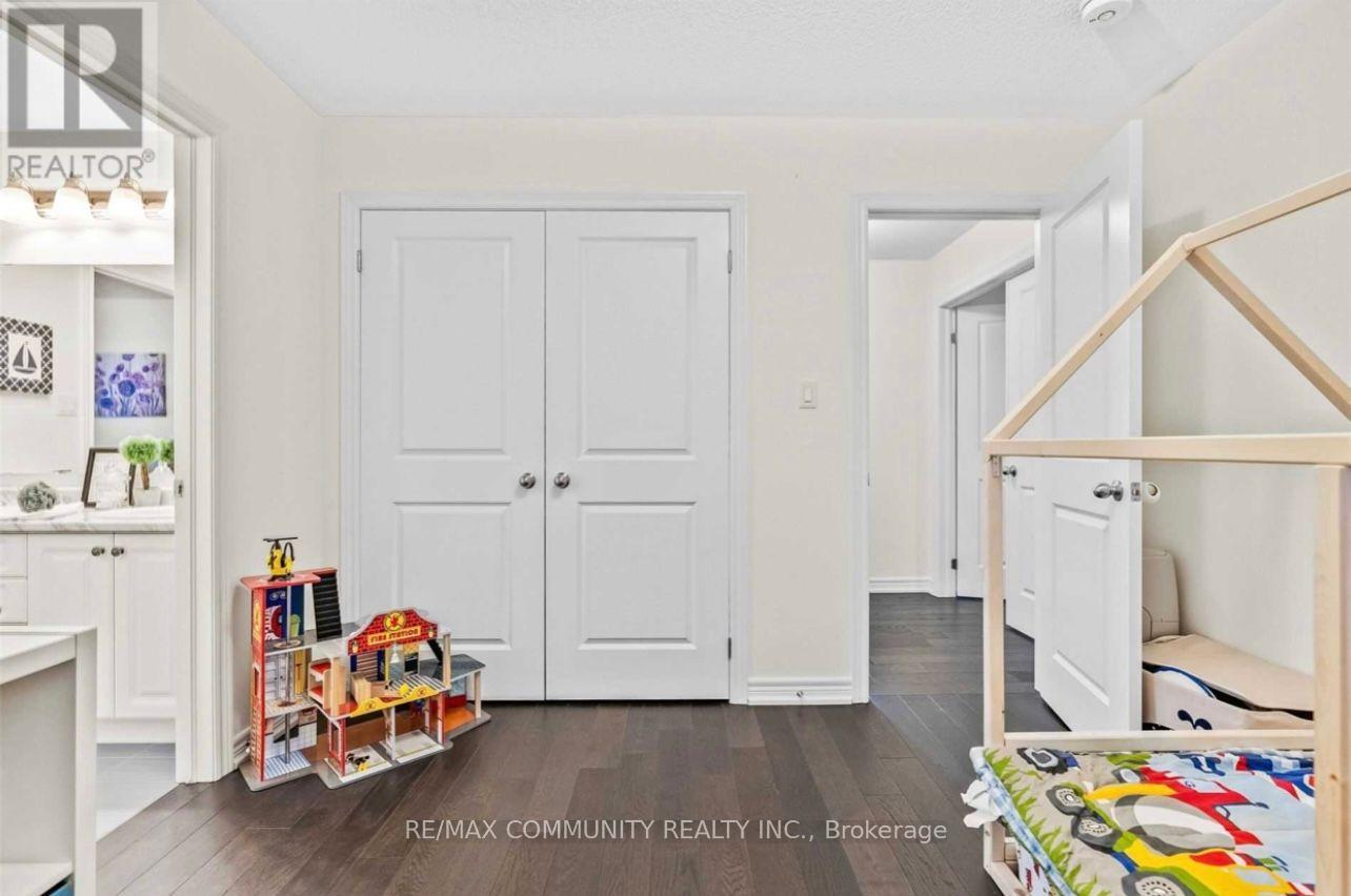 64 Bill Hutchinson Crescent, Clarington, Ontario  L1C 7C9 - Photo 17 - E13571550