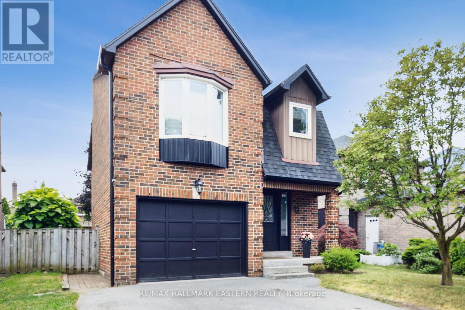 15 RAVENSCROFT ROAD, Ajax (Central West)
