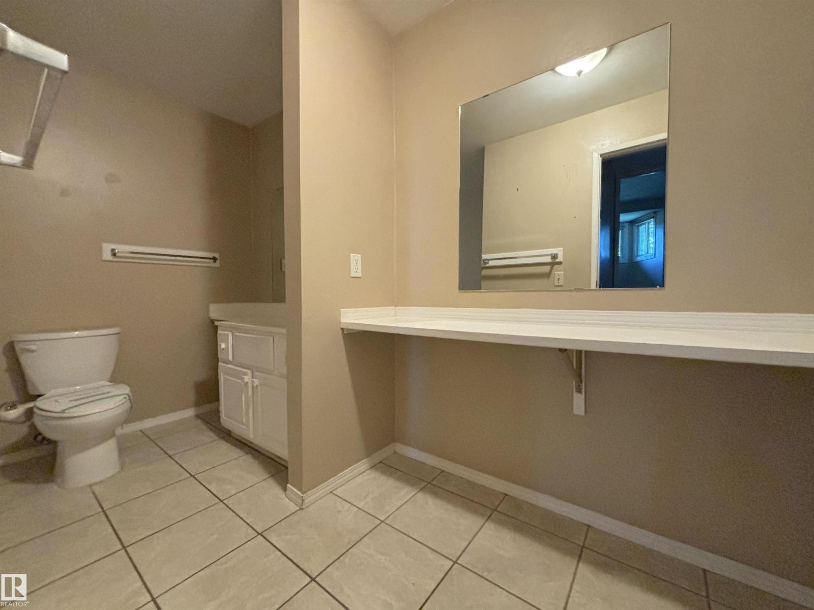 5955 40 Av NW, Edmonton, Alberta  T6L 3P6 - Photo 13 - E4499121