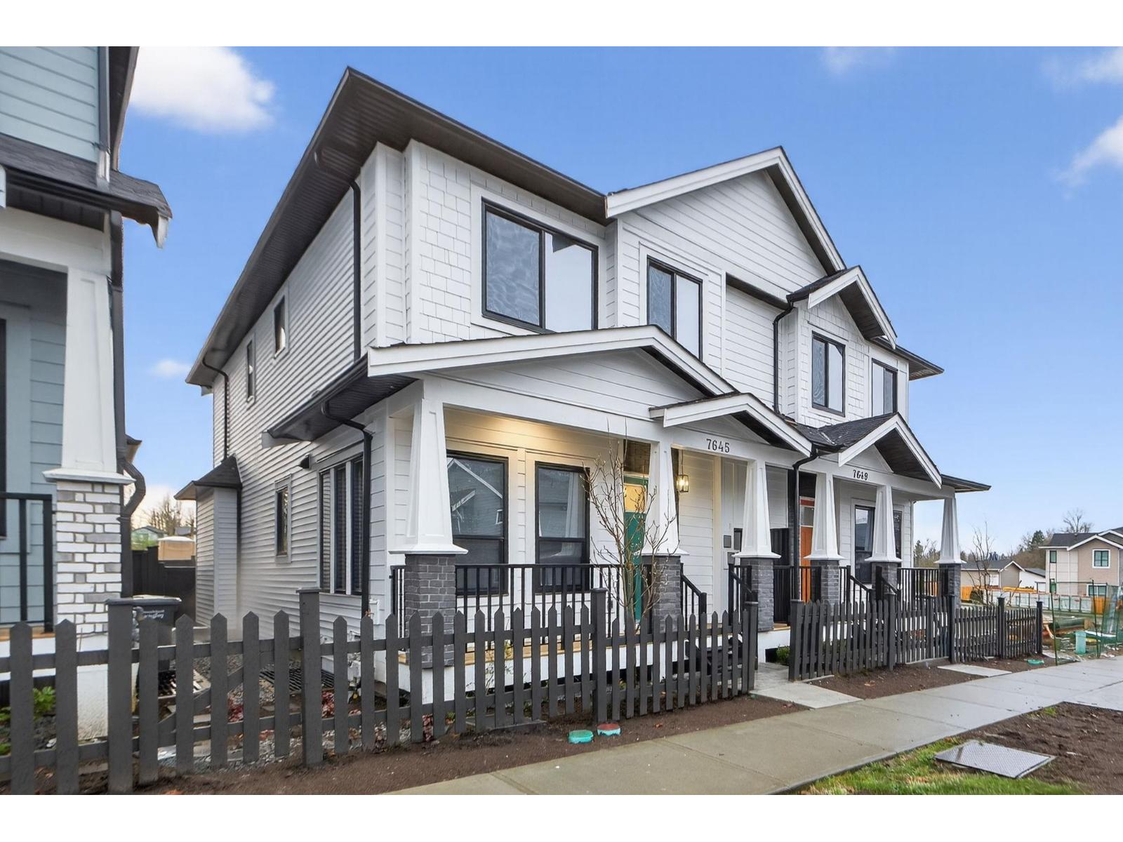 7645 197 Street, Langley, British Columbia  V2Y 1S2 - Photo 2 - R3145035