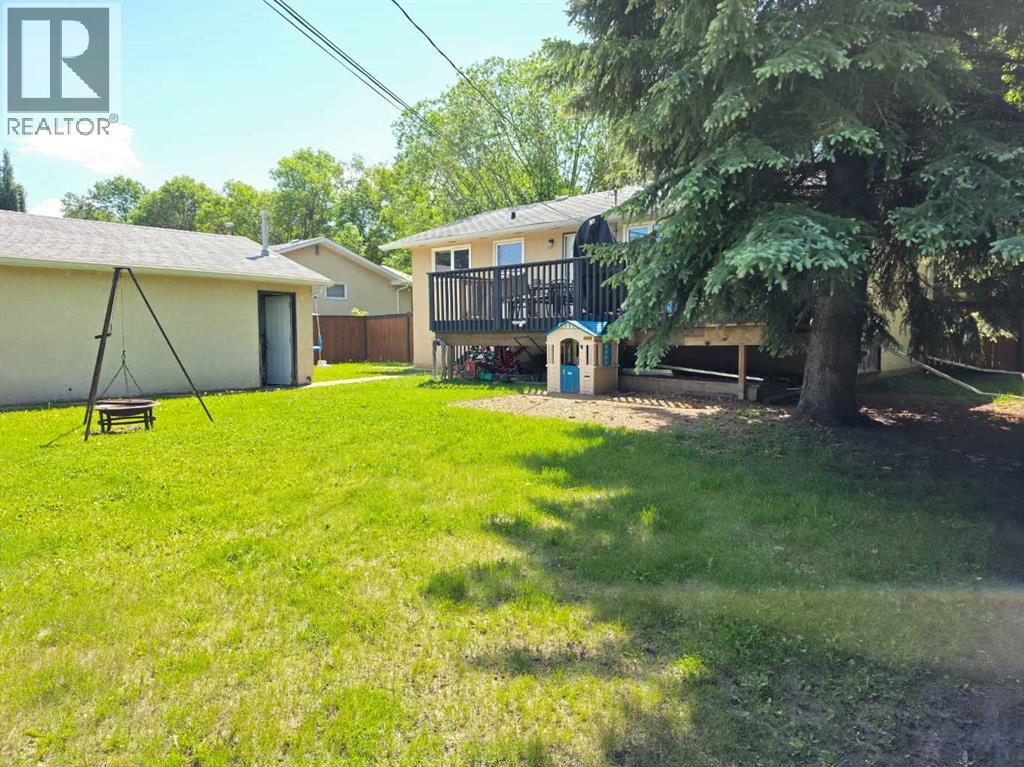 6014 44 Avenue, Camrose, Alberta  T4V 0B2 - Photo 39 - A2324074