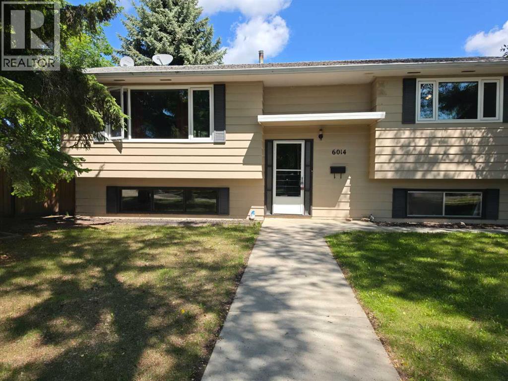 6014 44 Avenue, Camrose, Alberta  T4V 0B2 - Photo 2 - A2324074