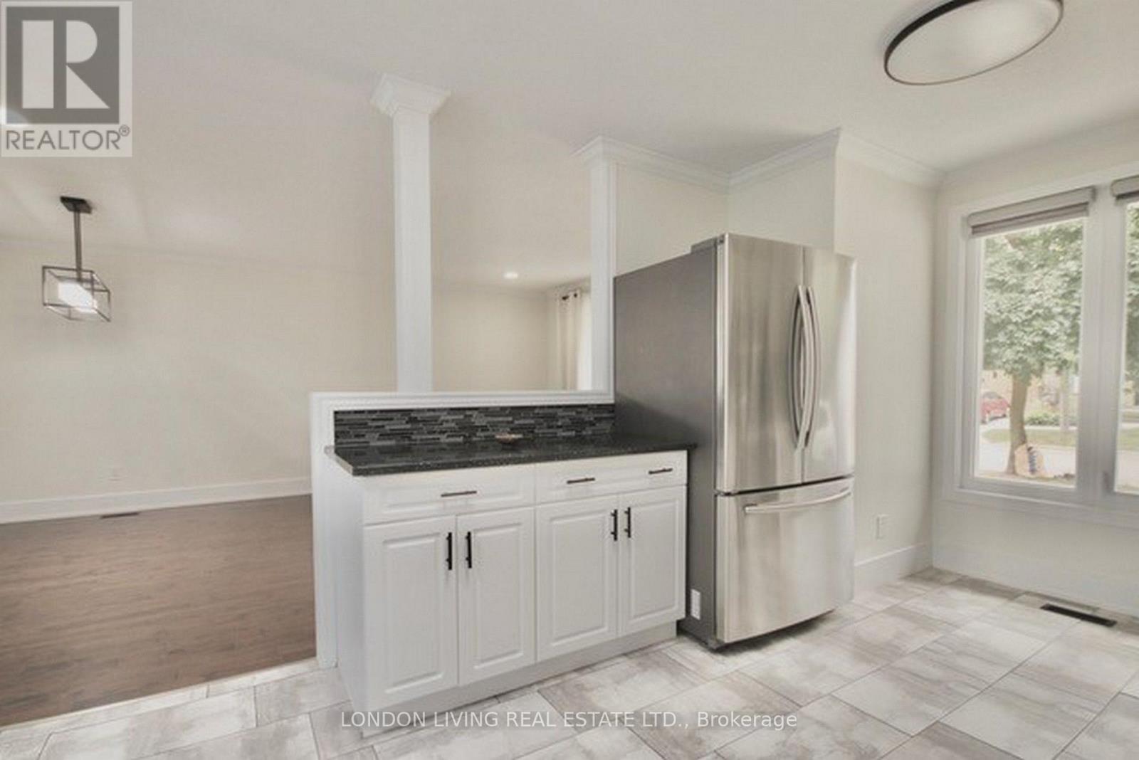 54 Nicholas Crescent, London South, Ontario  N6E 2E9 - Photo 12 - X13571868