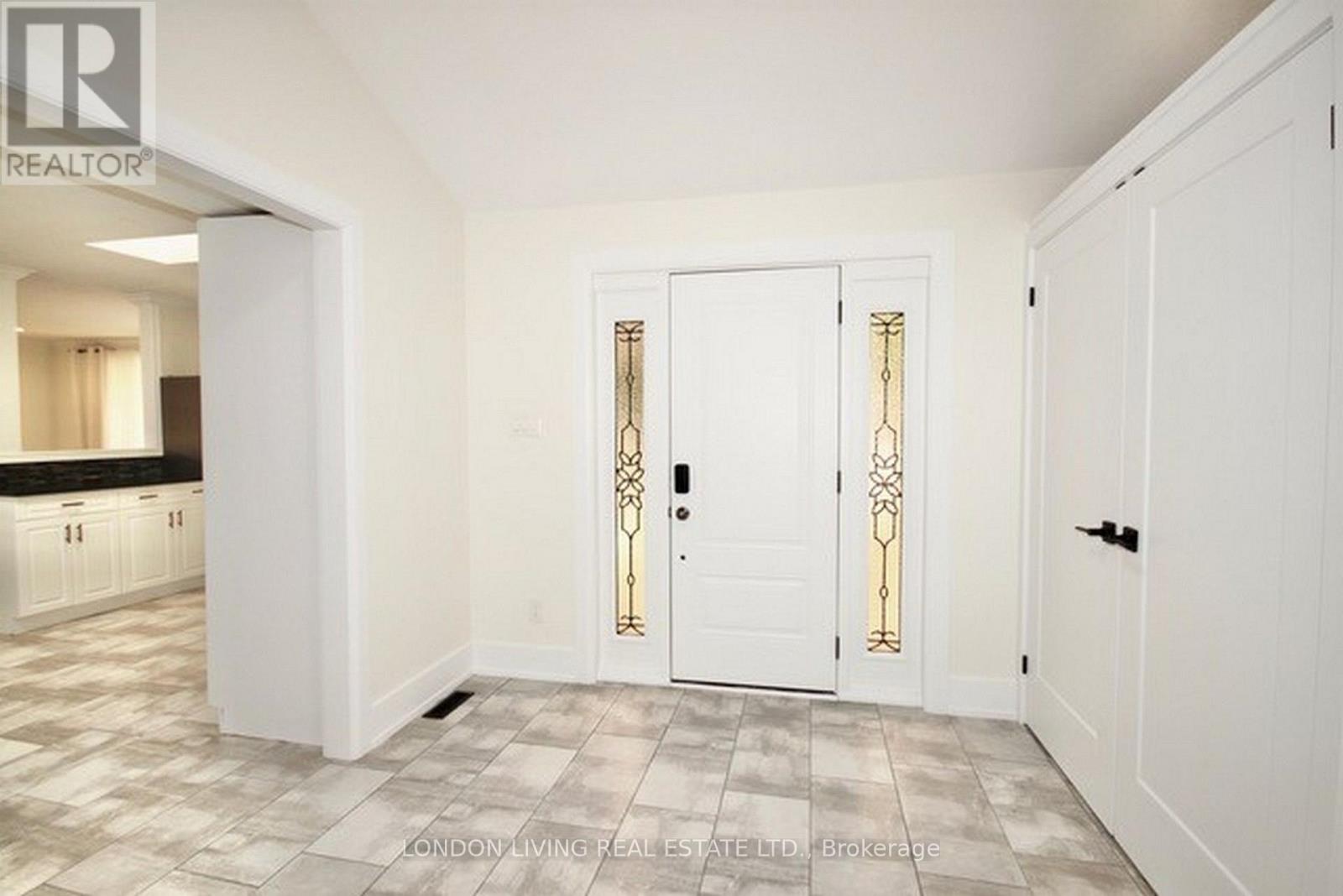54 Nicholas Crescent, London South, Ontario  N6E 2E9 - Photo 5 - X13571868