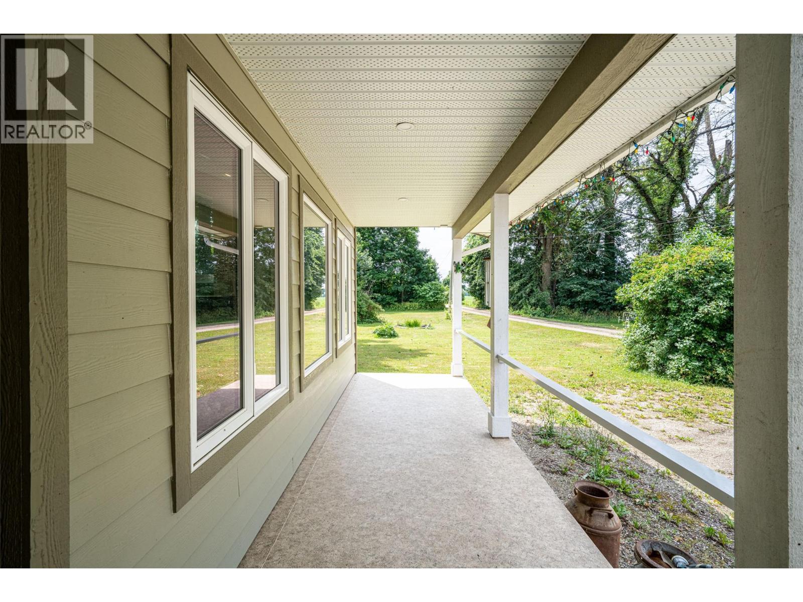51 Monks Road, Grindrod, British Columbia  V0E 1Y0 - Photo 45 - 10393335
