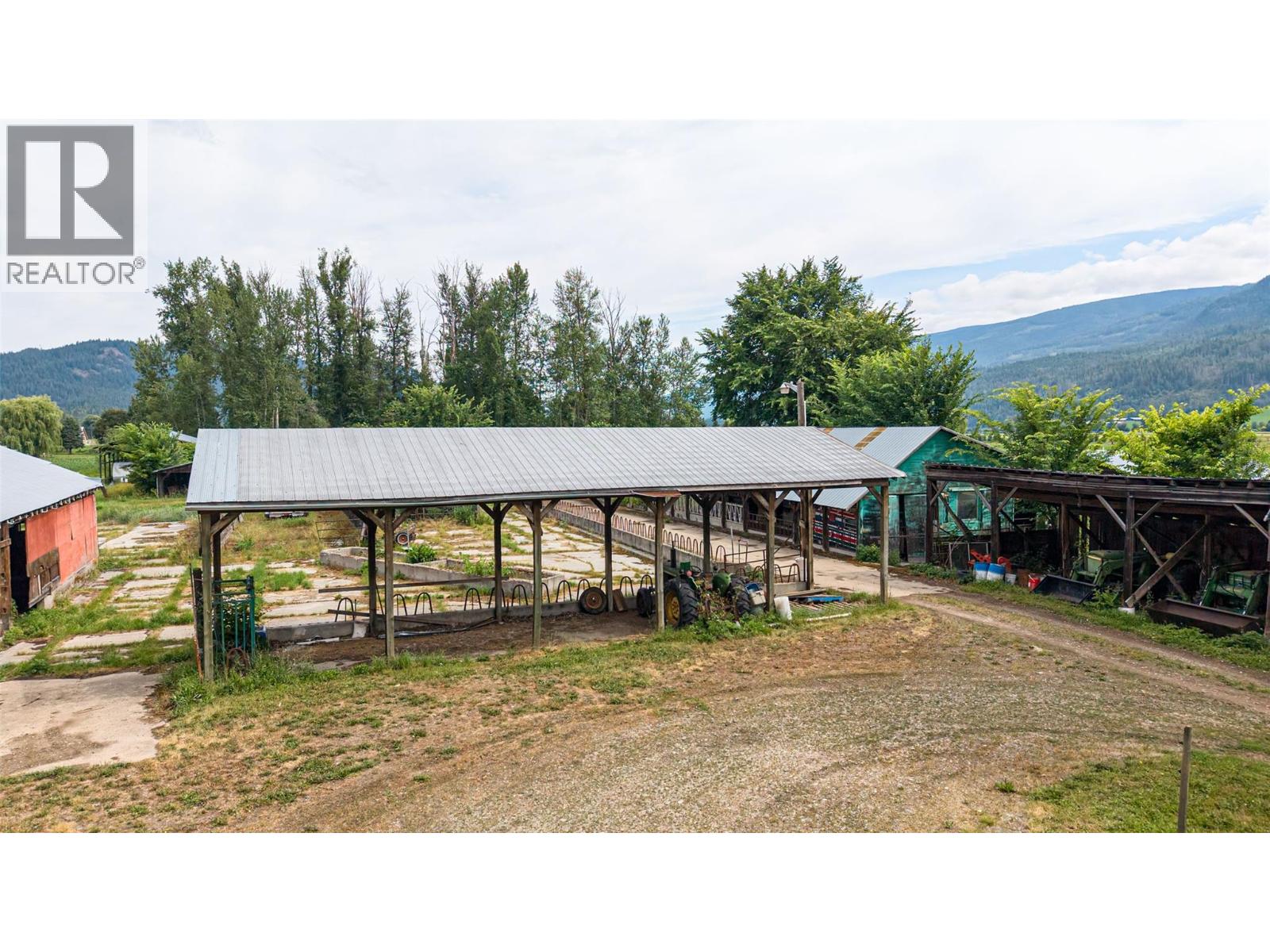 51 Monks Road, Grindrod, British Columbia  V0E 1Y0 - Photo 41 - 10393335