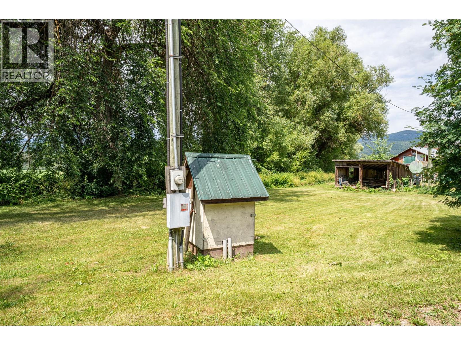 51 Monks Road, Grindrod, British Columbia  V0E 1Y0 - Photo 33 - 10393335