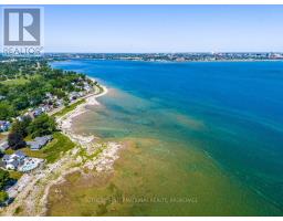 SS LAKESHORE ROAD, Fort Erie, Ontario
