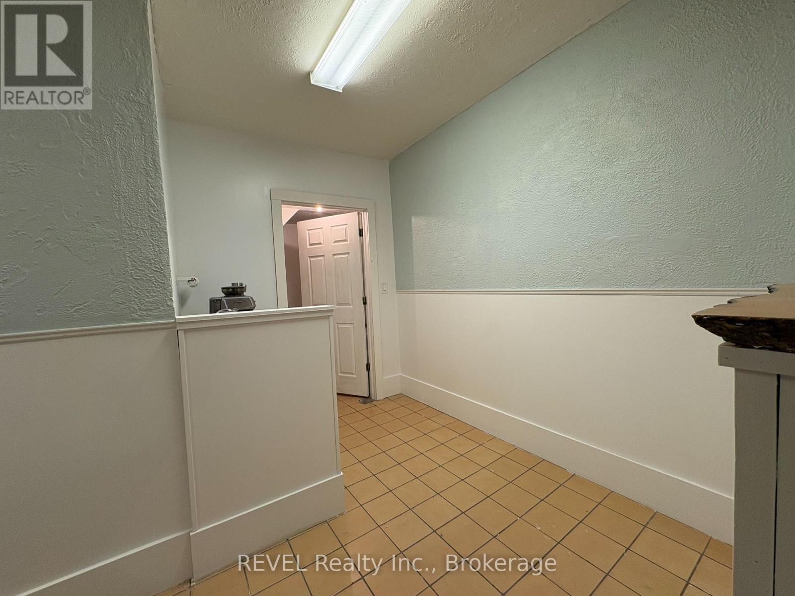 1433 Pelham Street, Pelham, Ontario  L0S 1E0 - Photo 6 - X13572032