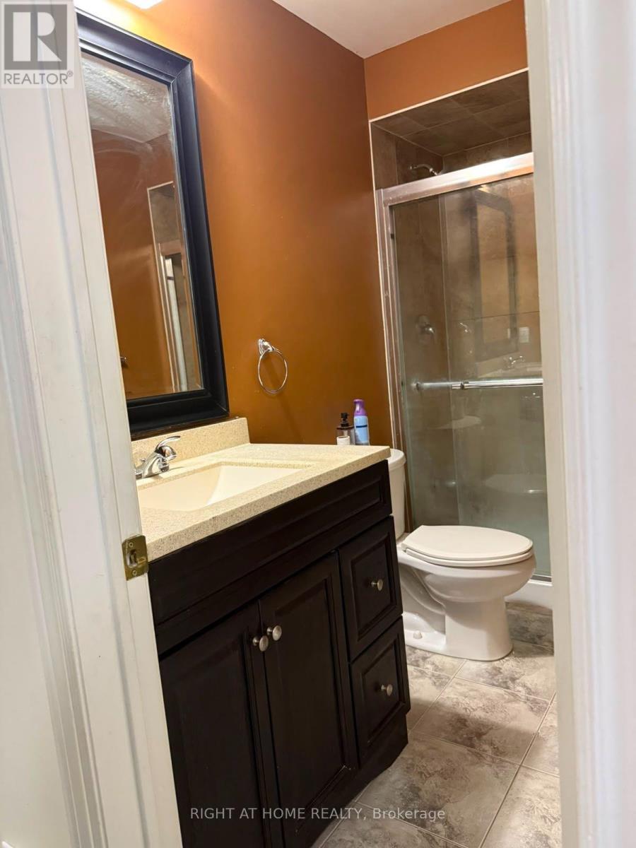 630 Leatherleaf Drive, Mississauga, Ontario  L4Z 3Z1 - Photo 12 - W13535768
