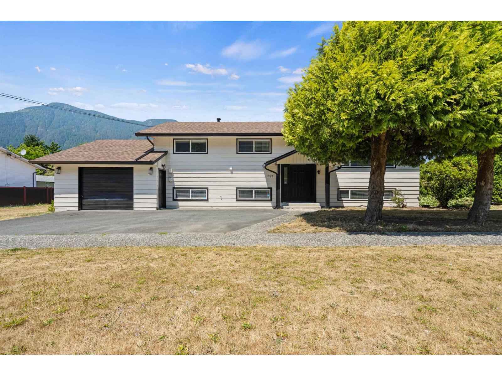 583 PARK STREET|Hope