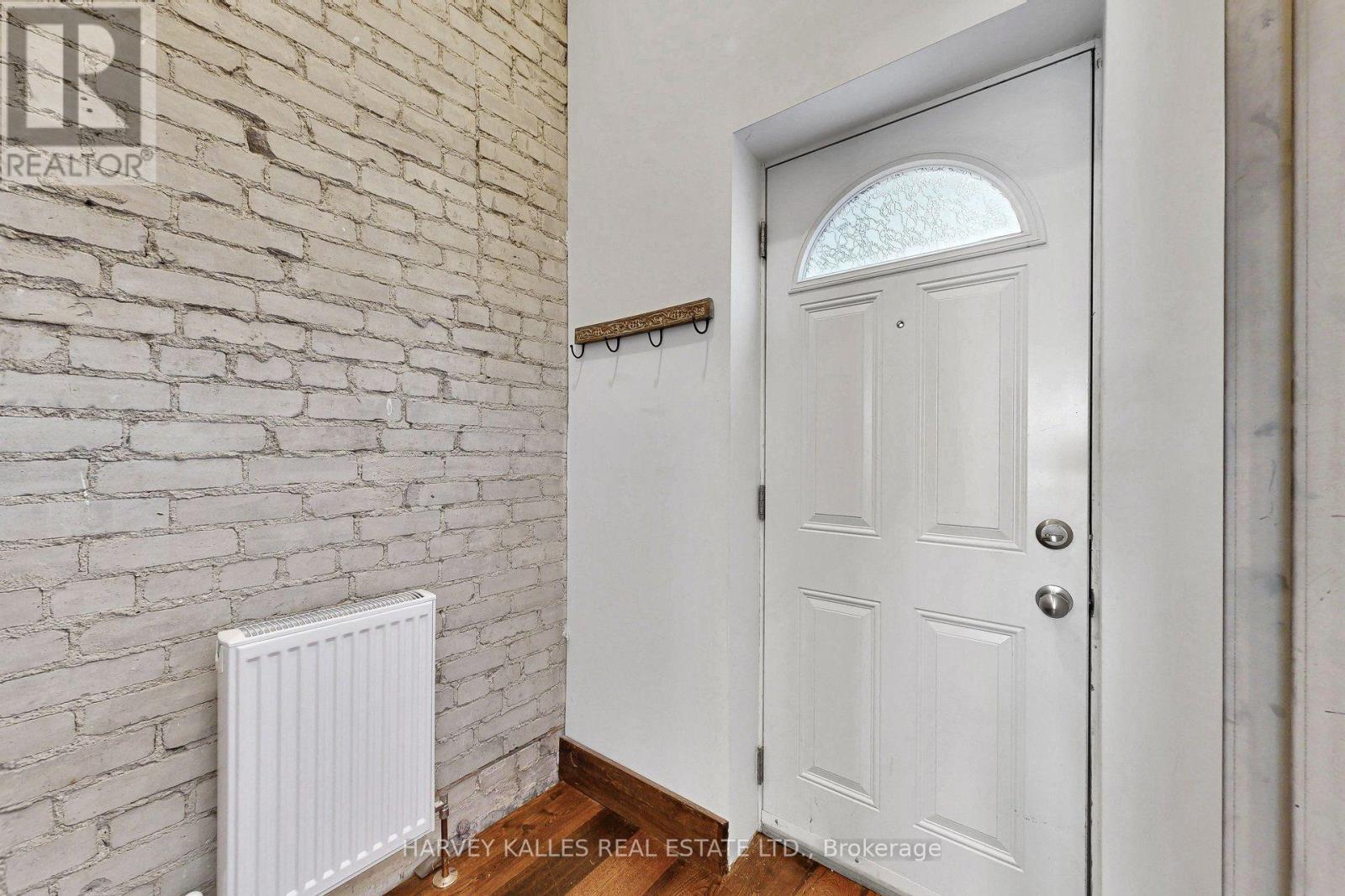 819 Dundas Street W, Toronto, Ontario M6J 1V4 - Photo 36 - C13571922