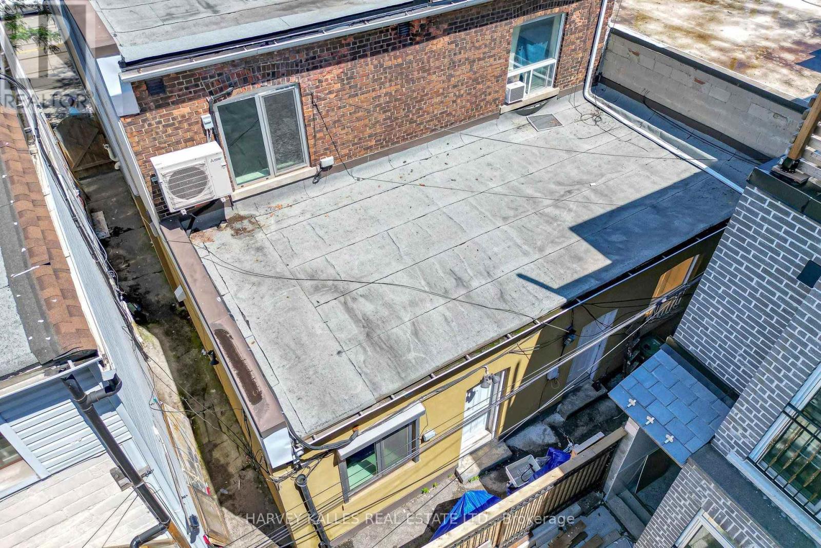 819 Dundas Street W, Toronto, Ontario M6J 1V4 - Photo 37 - C13571922