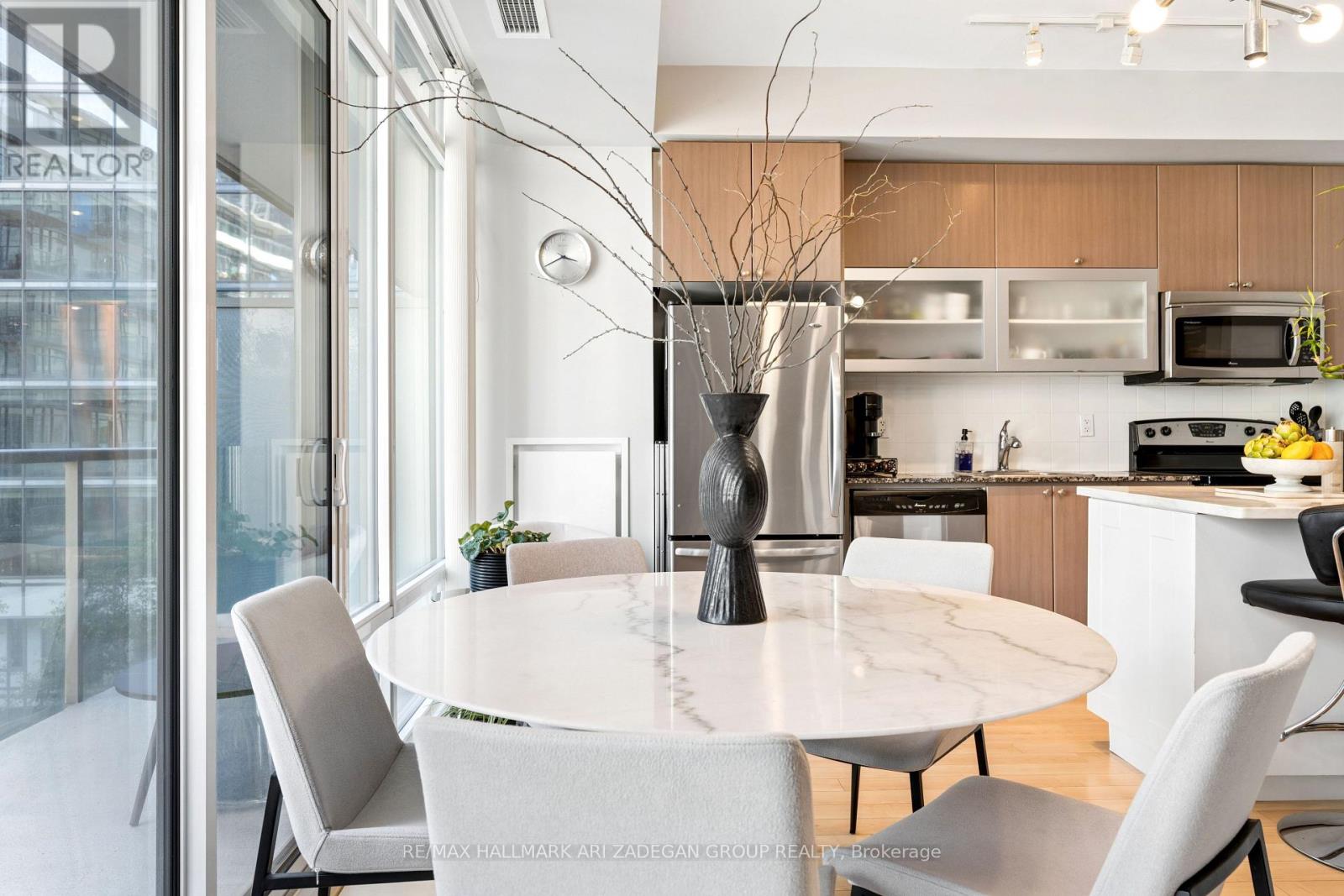 430 - 90 Stadium Road, Toronto, Ontario M5V 3W5 - Photo 8 - C13572064