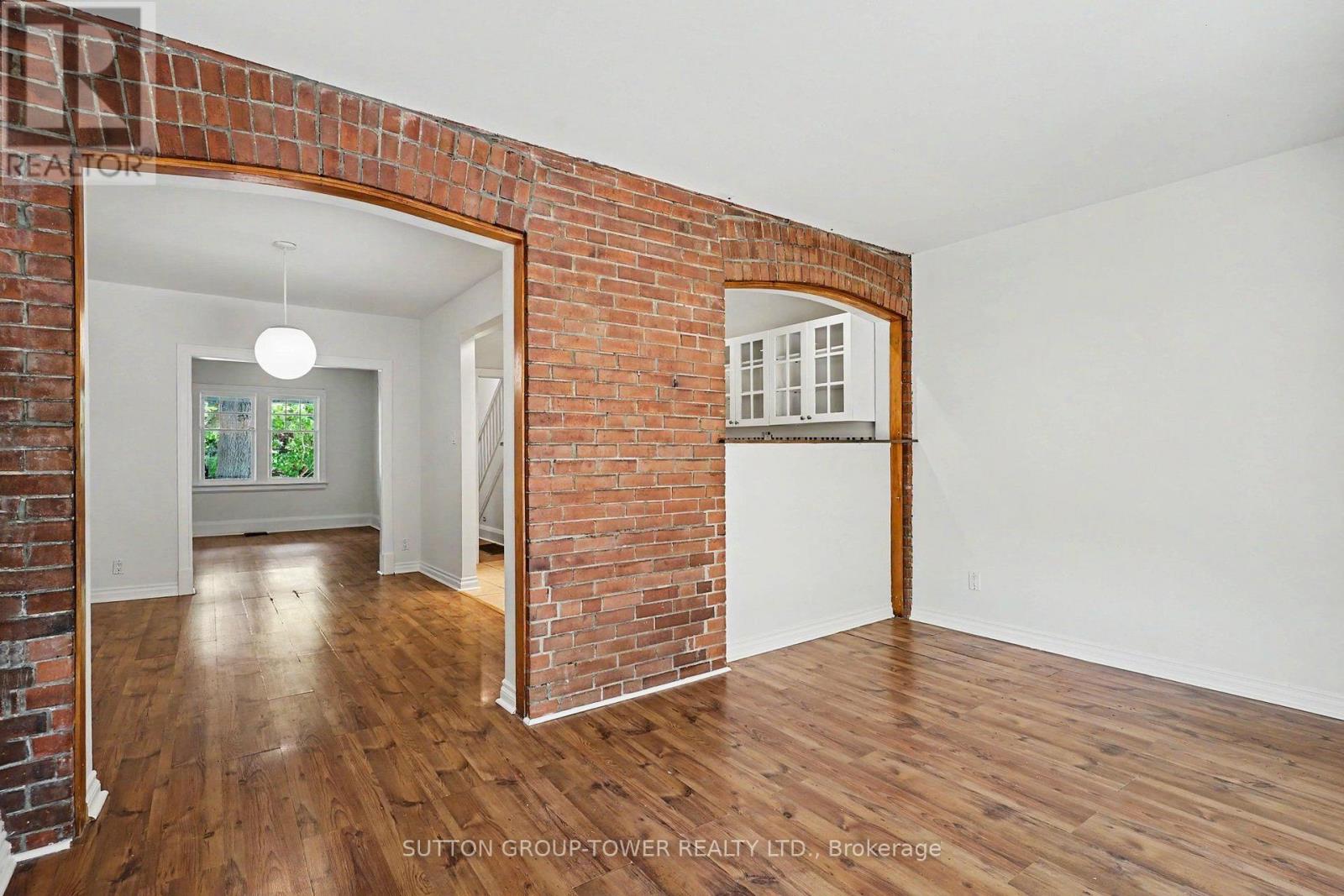 118 Castlefield Avenue, Toronto, Ontario M4R 1G4 - Photo 11 - C13572072