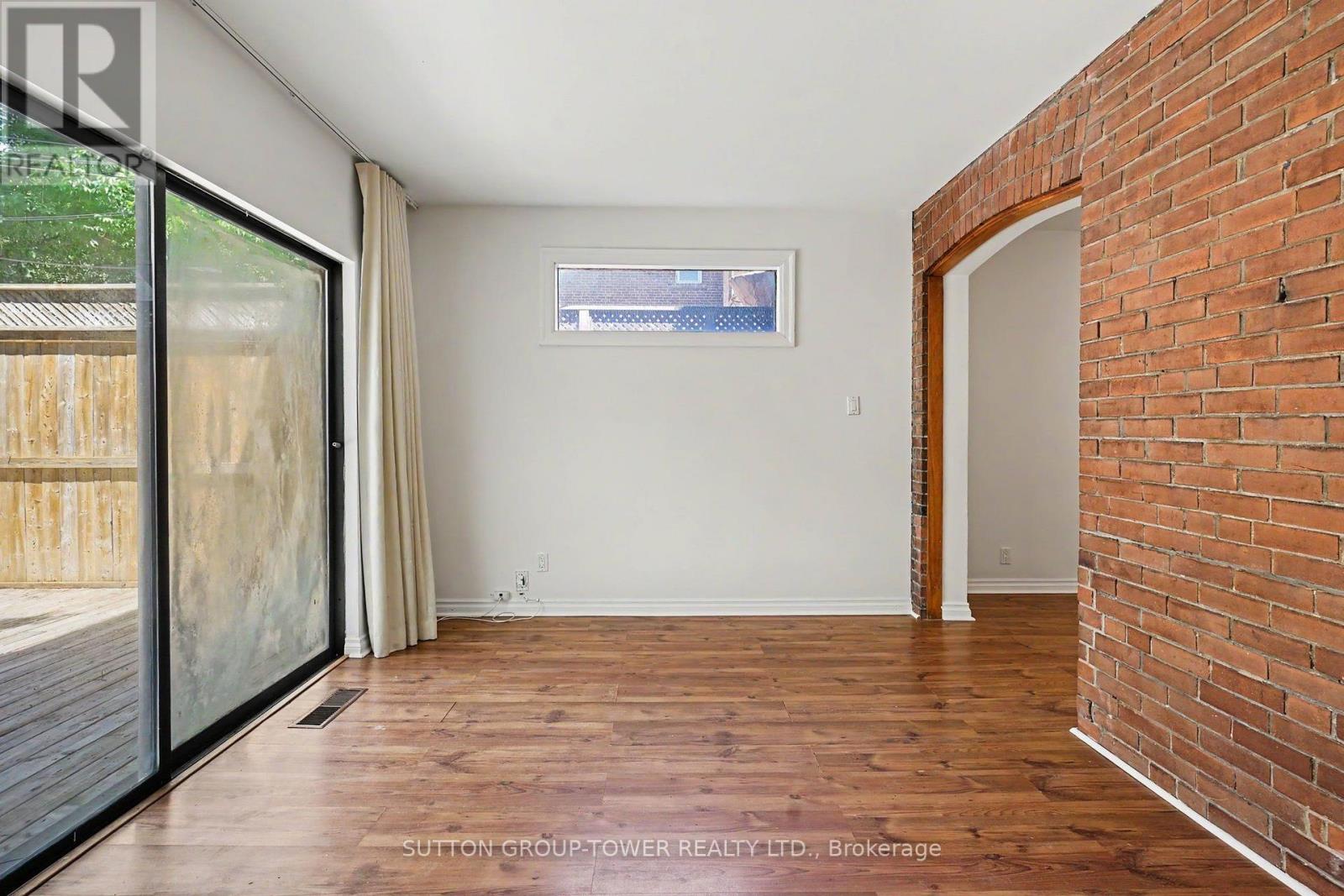 118 Castlefield Avenue, Toronto, Ontario M4R 1G4 - Photo 12 - C13572072