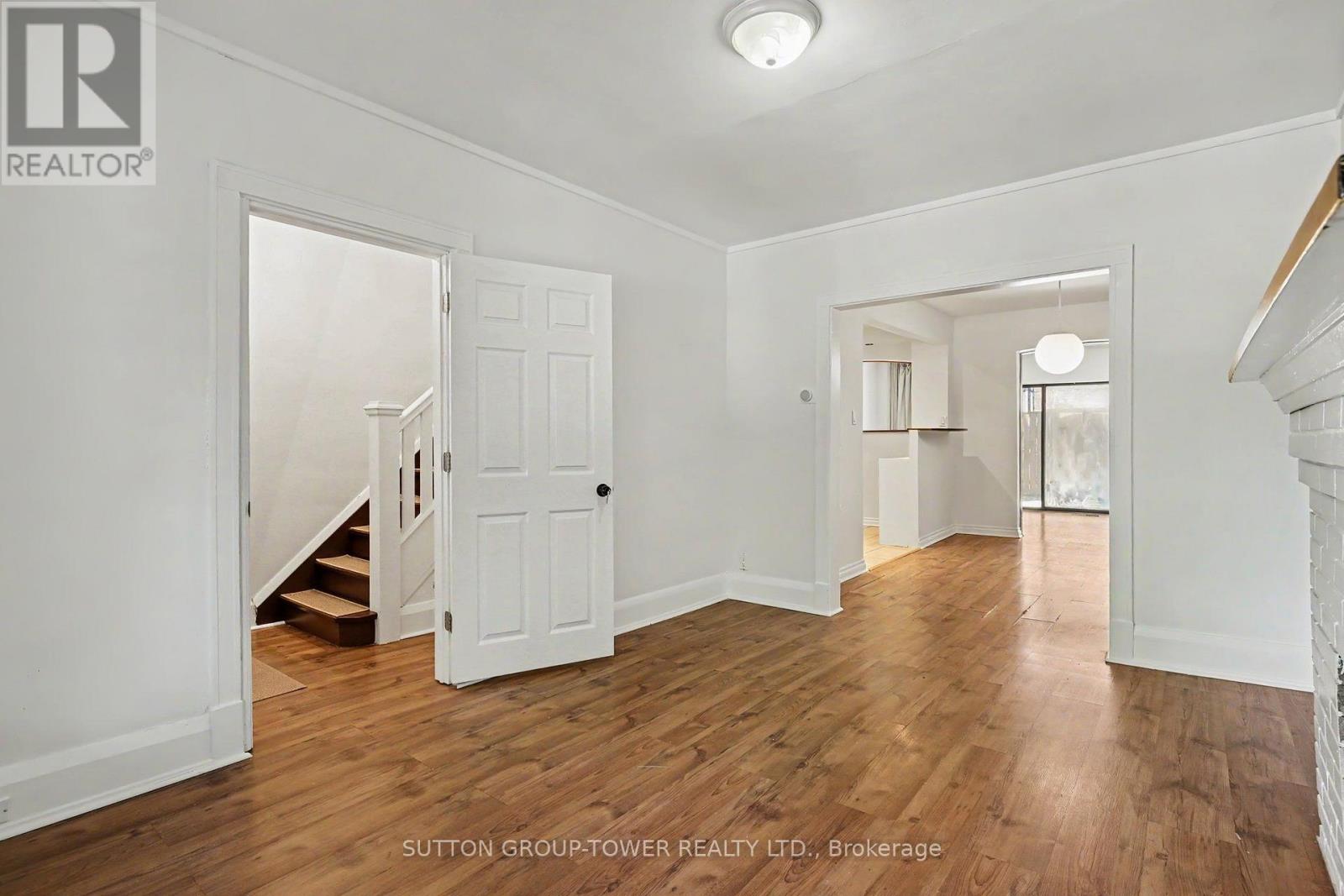 118 Castlefield Avenue, Toronto, Ontario M4R 1G4 - Photo 4 - C13572072