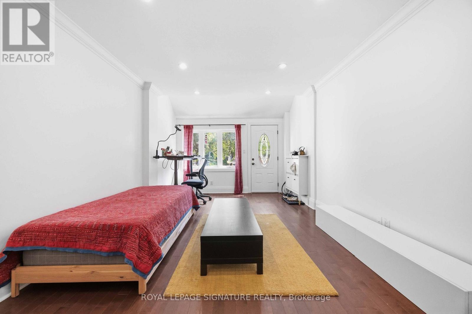 150 Elmer Avenue, Toronto, Ontario M4L 3S1 - Photo 7 - E13571816
