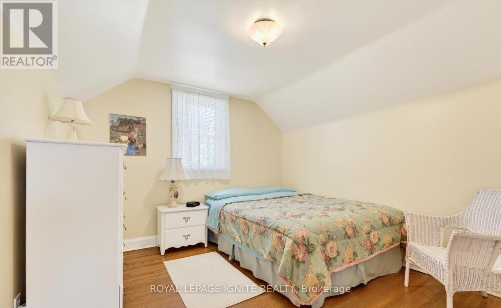 Main - 820 Simcoe Street N, Oshawa, Ontario L1G 4V8 - Photo 11 - E13571872