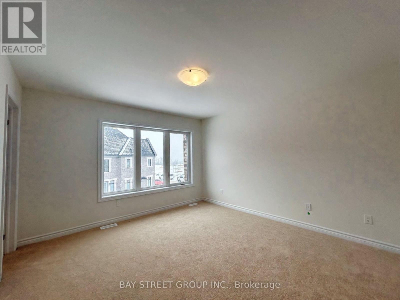 1130 Thompson Drive S, Oshawa, Ontario L1L 0V4 - Photo 11 - E13572048