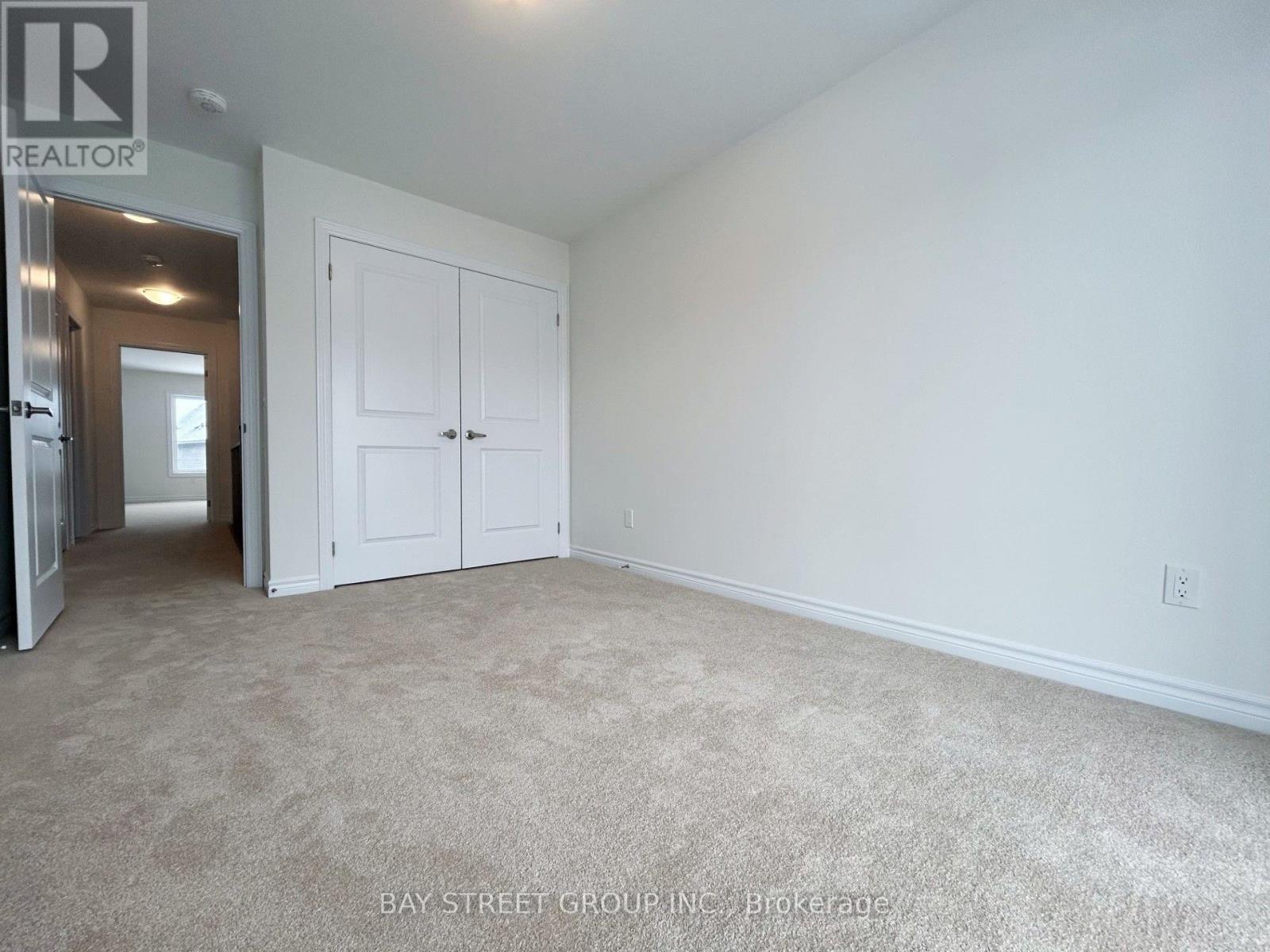 1130 Thompson Drive S, Oshawa, Ontario L1L 0V4 - Photo 12 - E13572048
