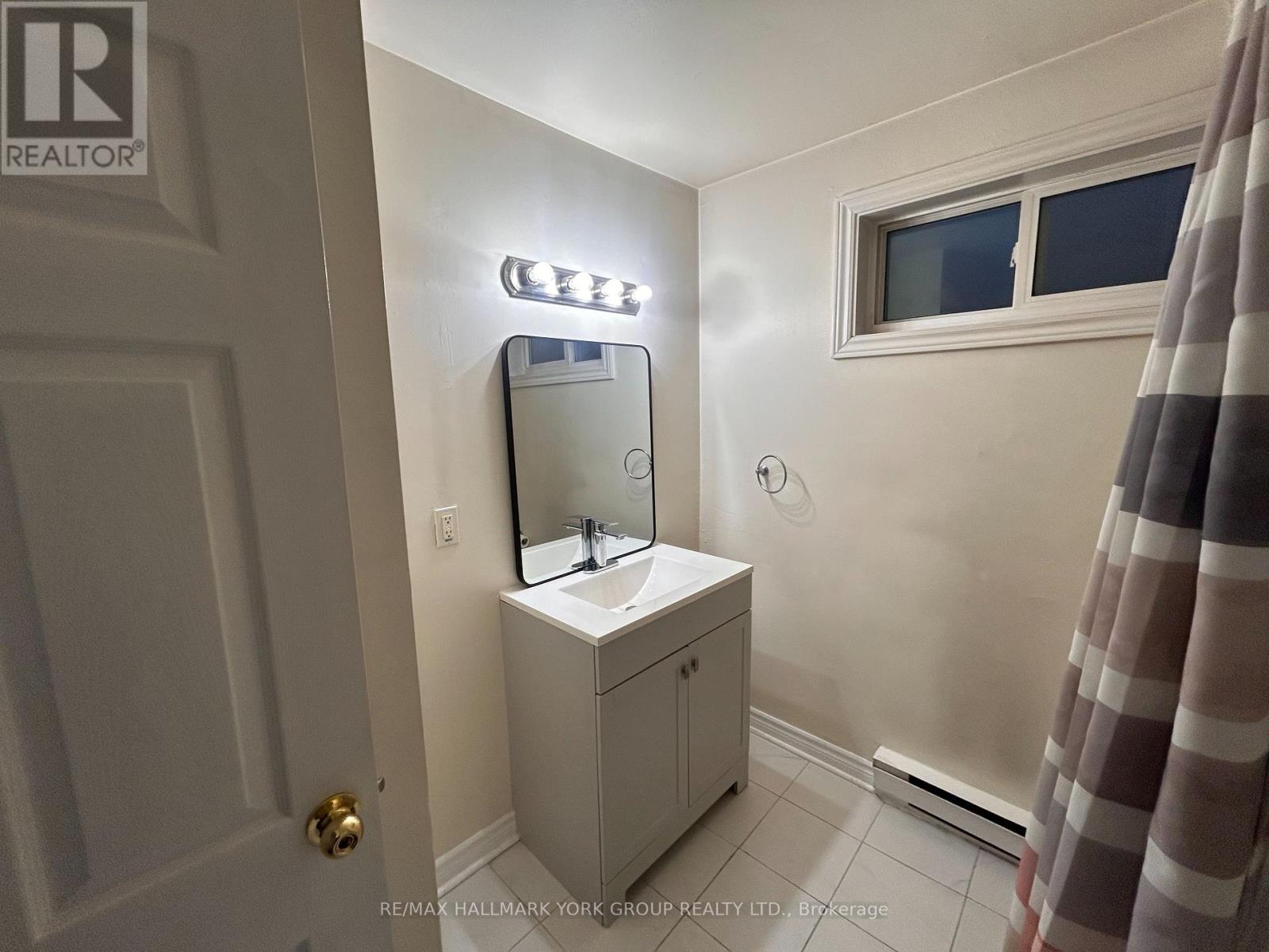 101 - 948 Lake Drive E, Georgina, Ontario  L0E 1L0 - Photo 14 - N13571918