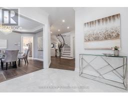 11 FORTUNE CRESCENT, Richmond Hill, Ontario